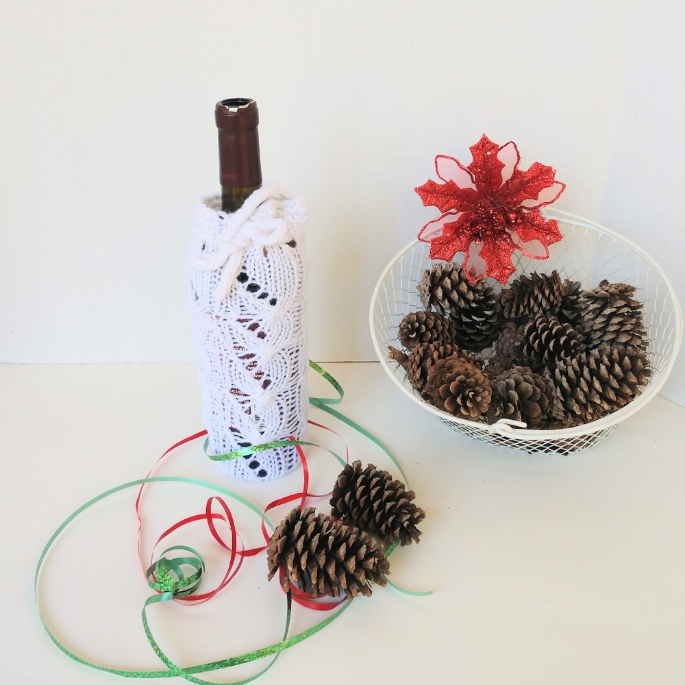 Hand Crafted Wine Bottle Vase Cover Gift Bar Cart Essential Botanical Holiday - Picture 7 of 16